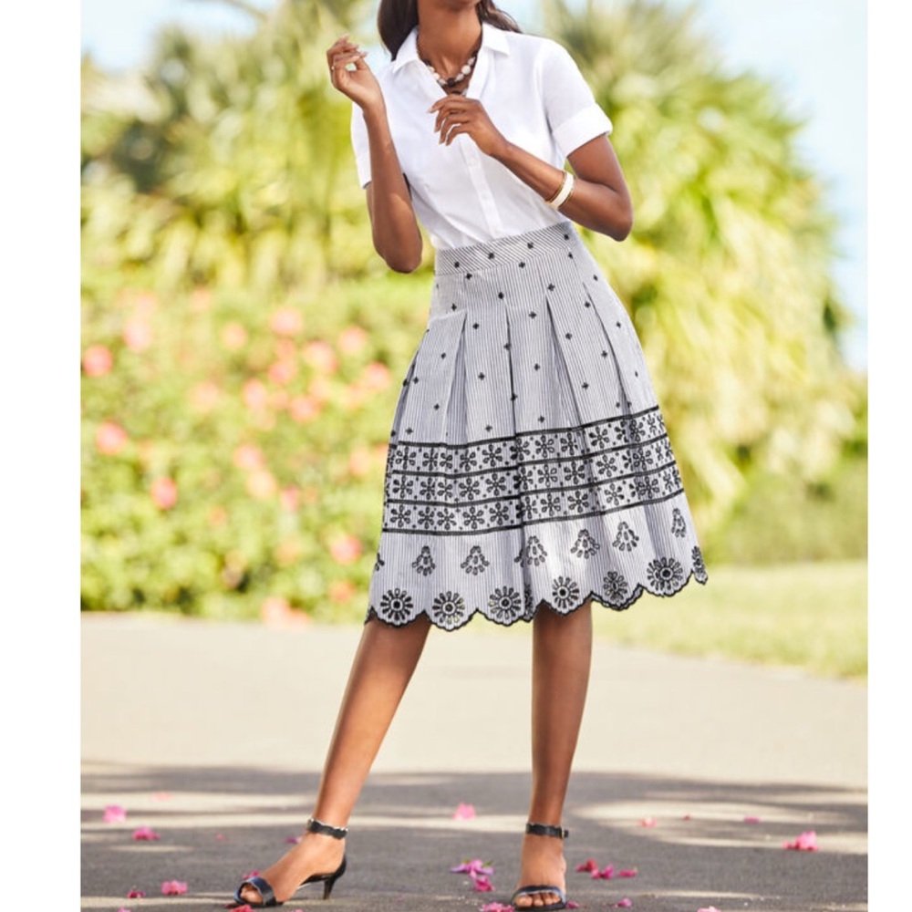 Talbots Pleated Eyelet Skirt Women’s Size 8